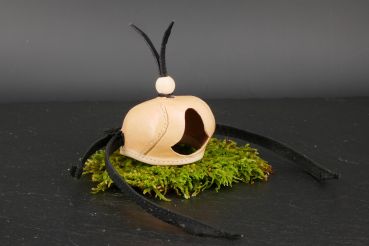 Handgefertigte Haube auf Maß